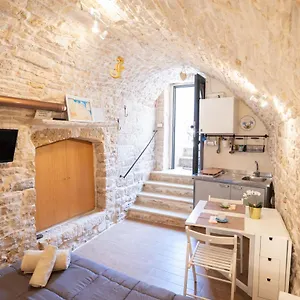 Gasthuis Piccola Pietra Bianca Giovinazzo